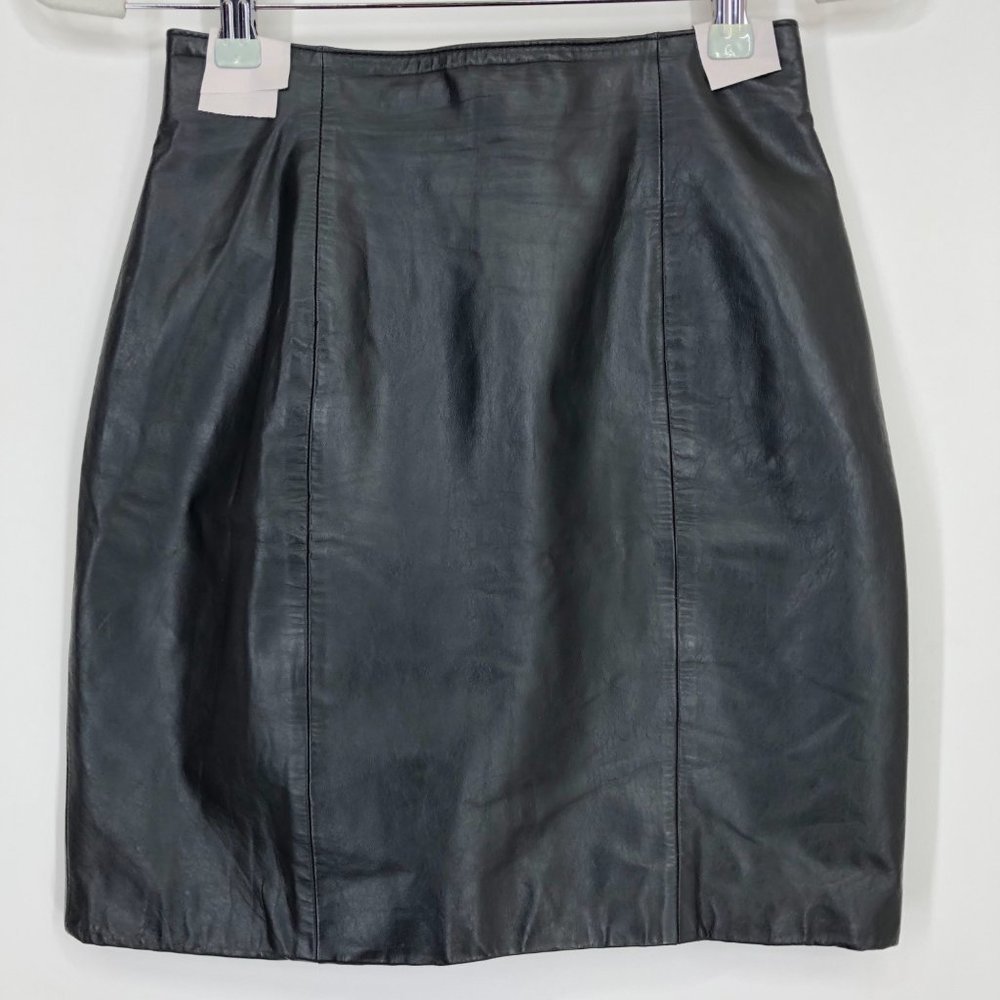 Byrnes and Baker black leather mini skirt